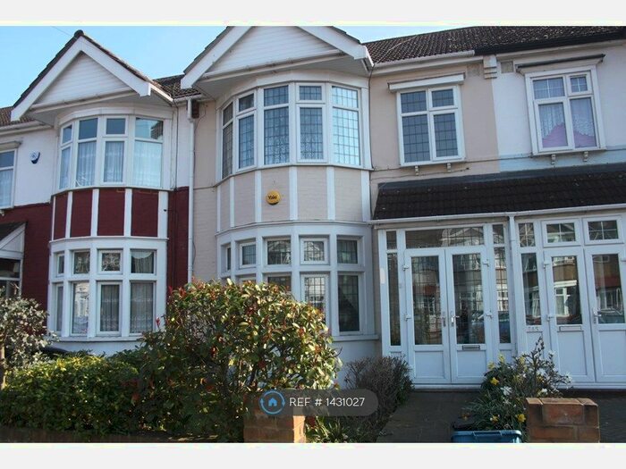 3 Bedroom Terraced House To Rent In Aldborough Road South, Ilford, IG3