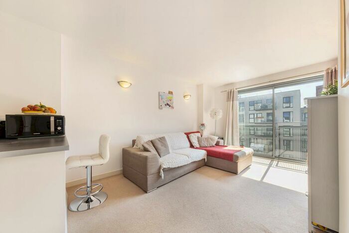 1 Bedroom Apartment To Rent In Washington Building, Deals Gateway, London, SE13