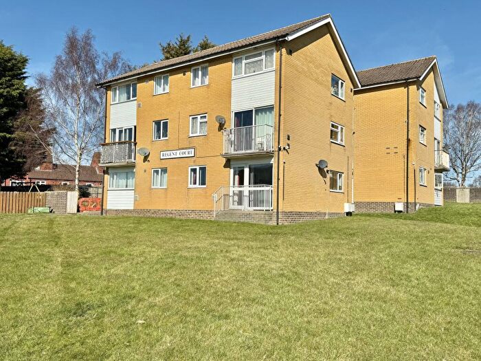 3 Bedroom Flat For Sale In Regent Court, Illustrious Crescent, Ilchester, BA22