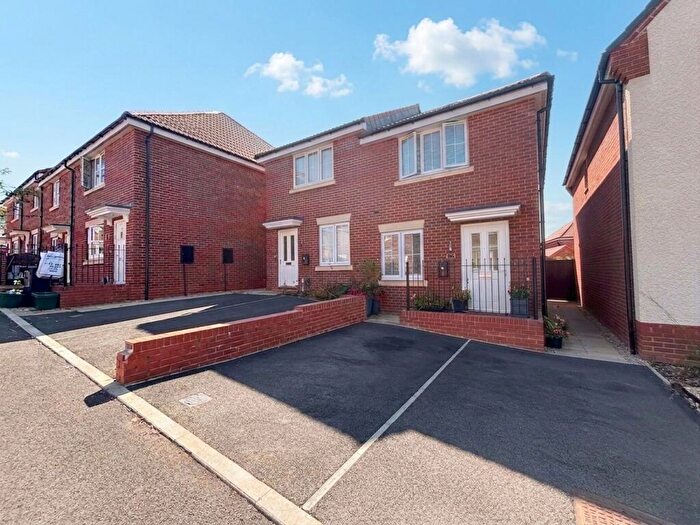 2 Bedroom Semi-Detached House For Sale In Bridge Hill Close, Thornbury, BS35