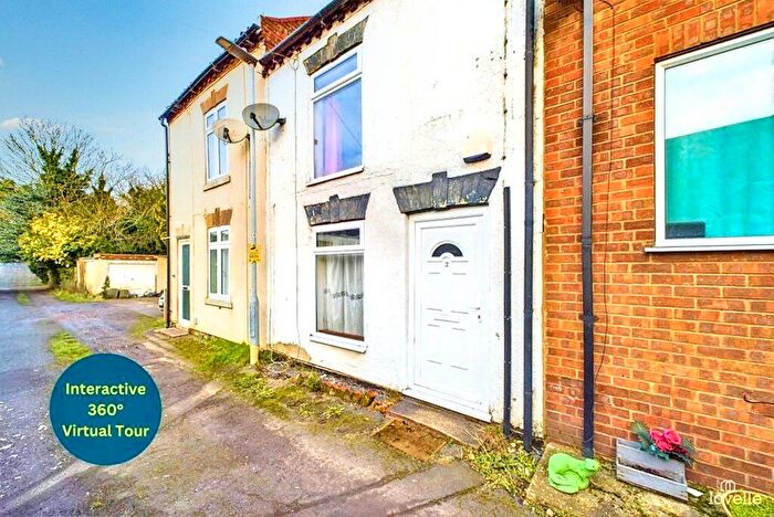 2 Bedroom Terraced House For Sale In Clapsons Lane, North Lincolnshire, Barton-upon-Humber, Lincolnshire, DN18