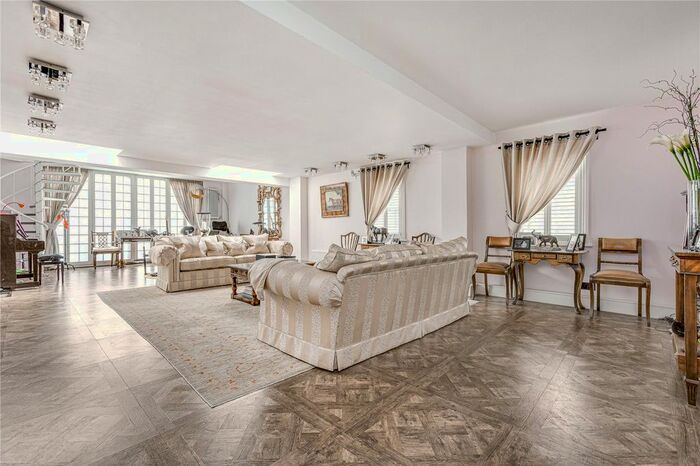 4 Bedroom Property To Rent In Cinnamon Row, Clove Hitch Quay, SW11