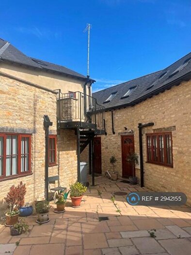 1 Bedroom Flat To Rent In West End, Witney, OX28