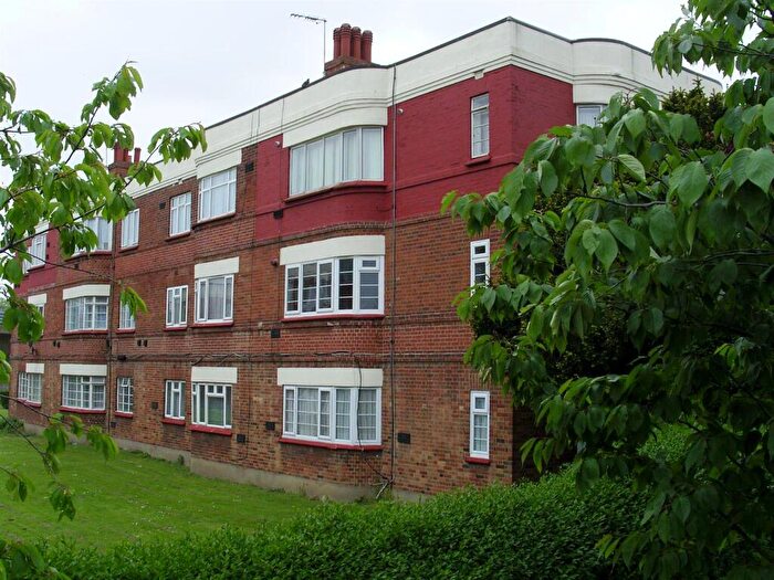 3 Bedroom Apartment To Rent In Gilda Court, Watford Way, London, NW7