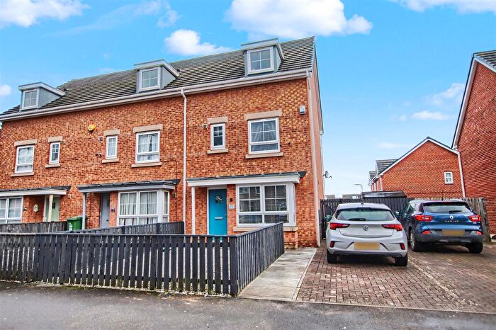 4 Bedroom End Terrace House For Sale In Thorntree Road, Thornaby, TS17