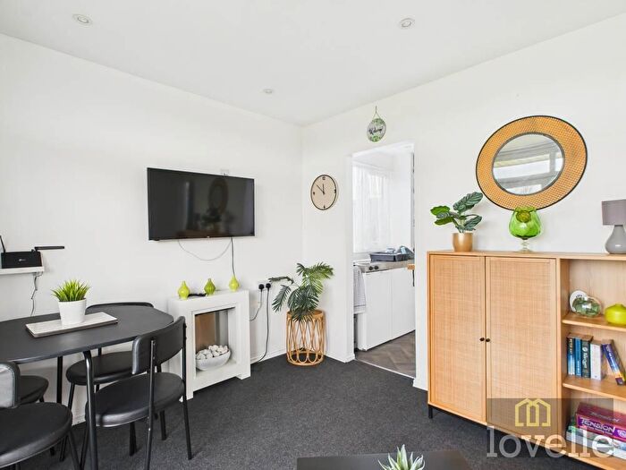 2 Bedroom Chalet For Sale In Mablethorpe Caravan Chalet Park, Mablethorpe, LN12