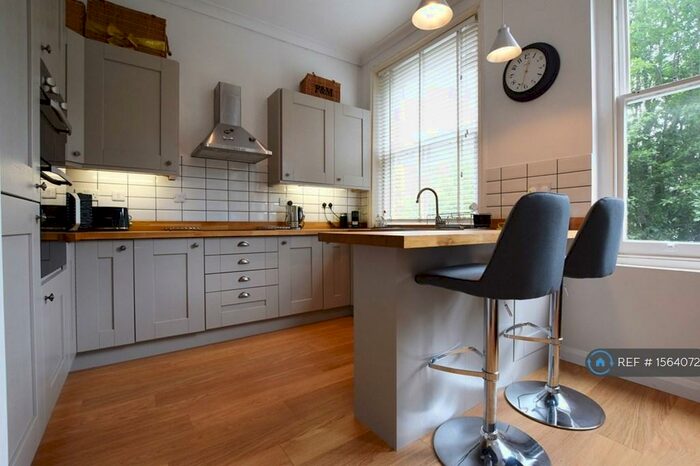 2 Bedroom Flat To Rent In Adolphus Road, London, N4