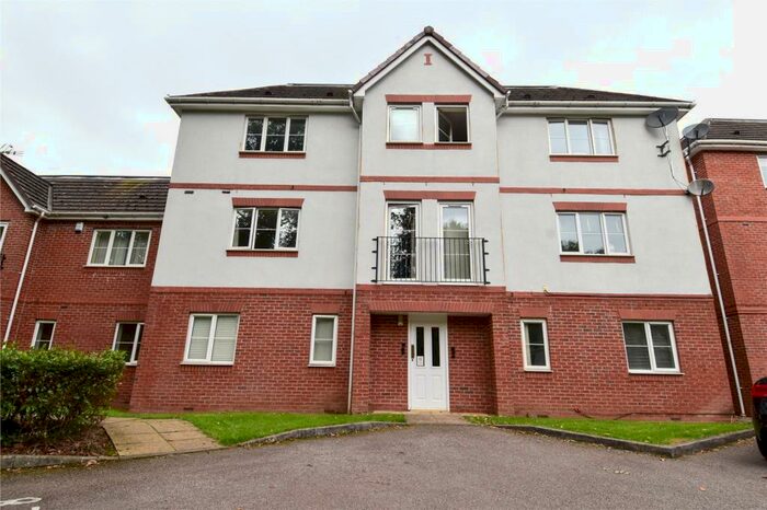 2 Bedroom Apartment To Rent In Haunch Lane, Kings Heath, Birmingham, B13