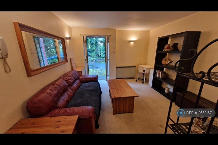 1 Bedroom Flat To Rent In Rusholme, Manchester, M14