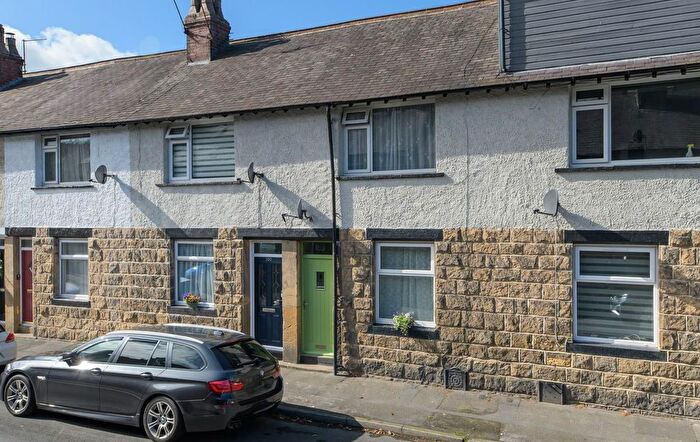 3 Bedroom Terraced House For Sale In Albion Street, Otley, LS21