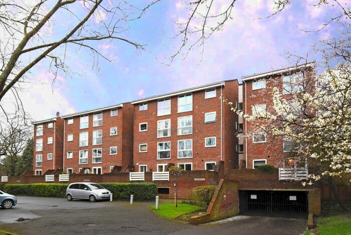 2 Bedroom Flat To Rent In Westmoreland Road, Bromley, BR2