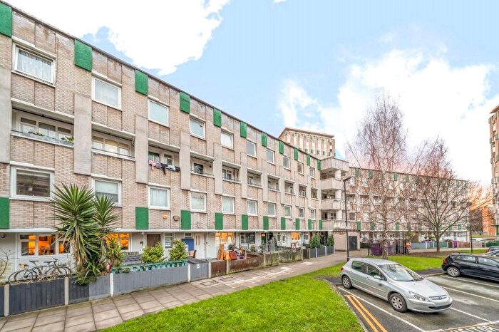1 Bedroom Flat For Sale In Harold House, Mace Street, London, E2