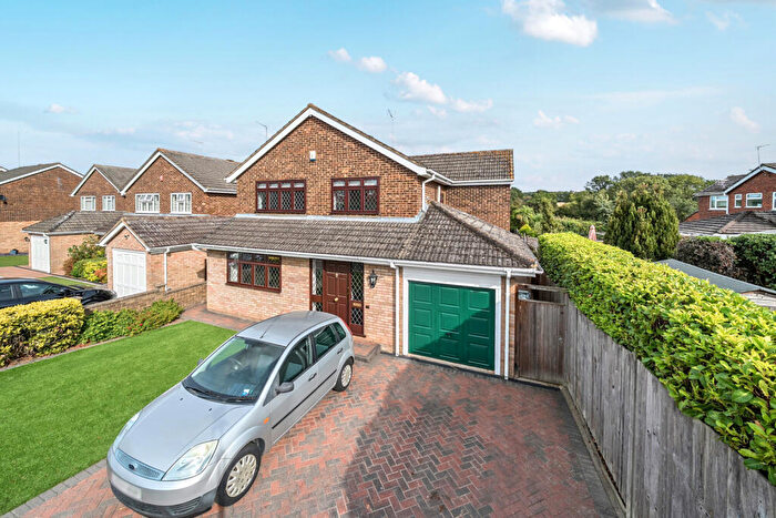 4 Bedroom Detached House For Sale In Archer Way, Swanley, Kent, BR8