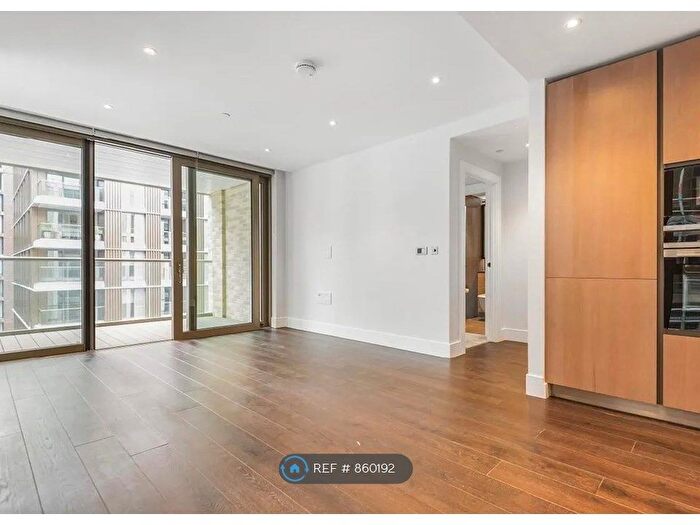 2 Bedroom Flat To Rent In Radley House, London, SW11