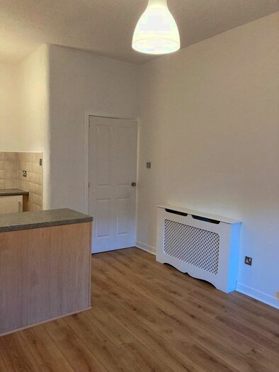 1 Bedroom Flat To Rent In Glasgow Road, Glasgow, G72