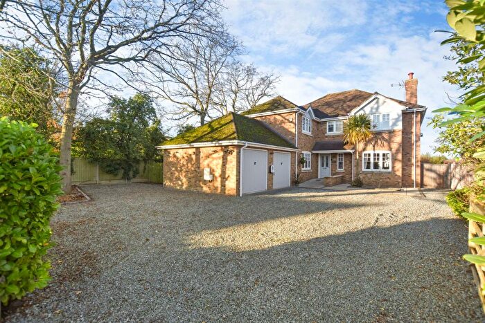 5 Bedroom Detached House For Sale In The Avenue, North Fambridge, CM3