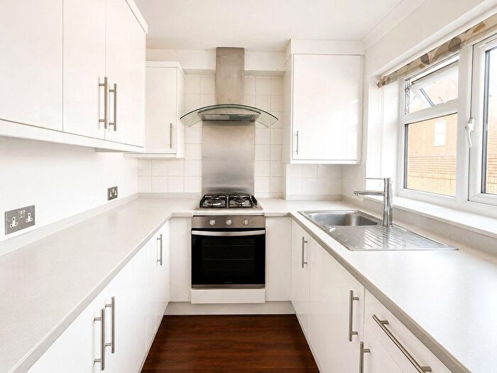 1 Bedroom Flat To Rent In London Road, Thornton Heath, CR7