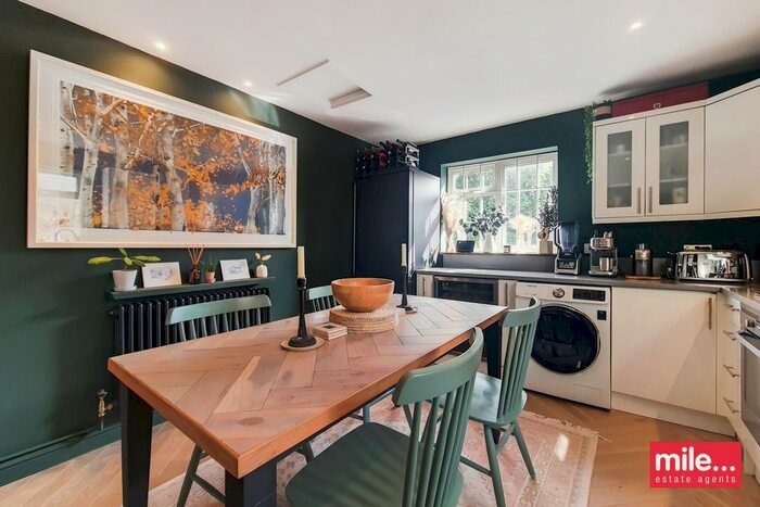 1 Bedroom Flat To Rent In Wendover Road, London, NW10