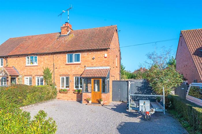 2 Bedroom Semi-Detached House For Sale In Mayswood Road, Wootton Wawen, Henley-In-Arden, B95