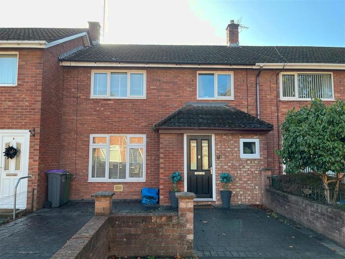 3 Bedroom Terraced House To Rent In Ludlow Close, Llanyravon, Cwmbran, NP44