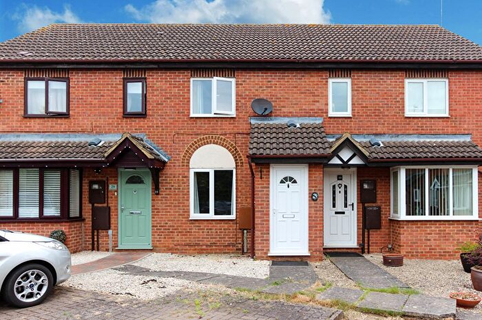 2 Bedroom Terraced House To Rent In Irthlingborough Road, Wellingborough, NN8