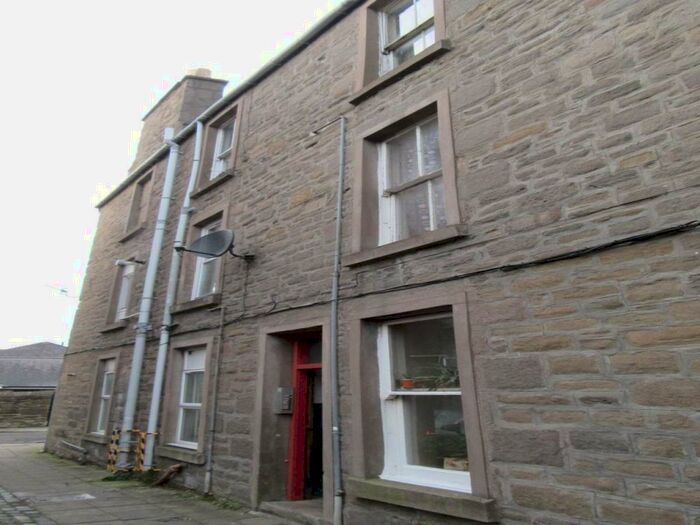 4 Bedroom Flat To Rent In T/R Seafield Road, DD1