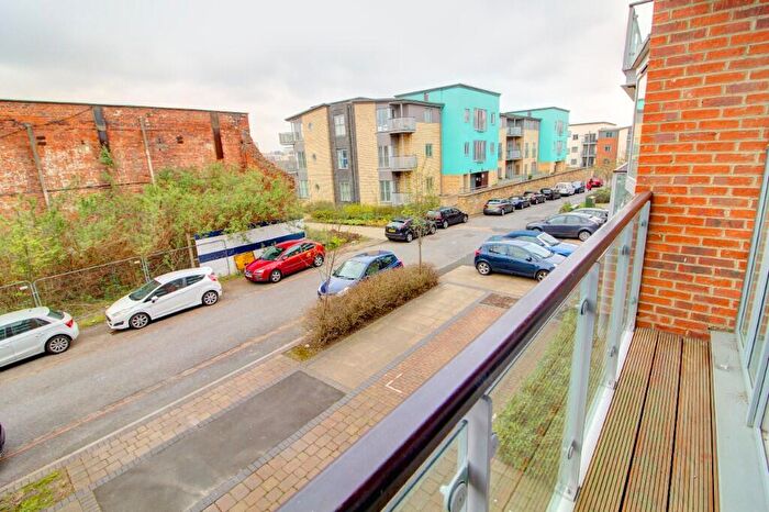 2 Bedroom Apartment To Rent In Cameronian Square, Worsdell Drive, Gateshead, Tyne And Wear, NE8