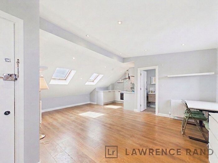 Studio To Rent In Field End Road, Pinner, HA5