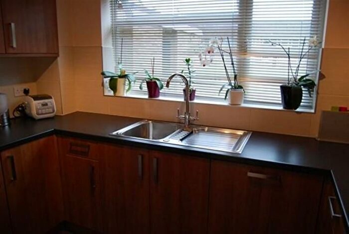 2 Bedroom Flat To Rent In Chorleywood, Rickmansworth, WD3