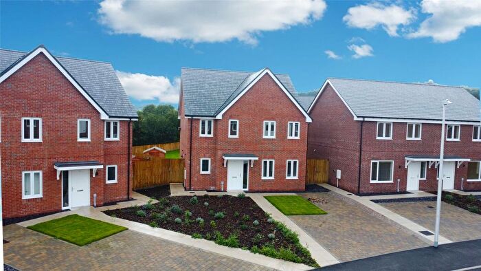 4 Bedroom Detached House For Sale In Maes Dulais, Llanidloes Road, Newtown, Powys, SY16