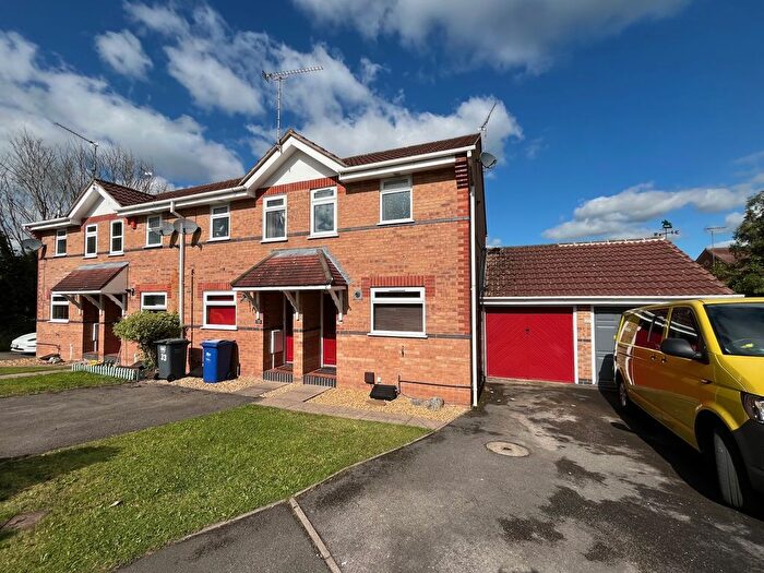 2 Bedroom Semi-Detached House To Rent In Ashbrook Close, Uttoxeter, ST14