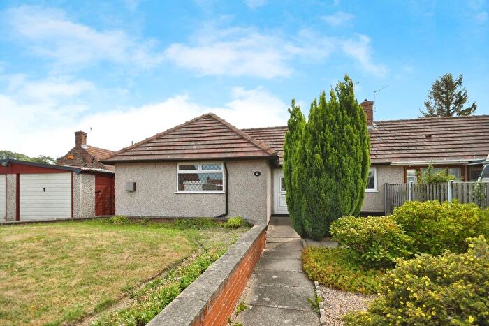 2 Bedroom Semi-Detached Bungalow For Sale In Laurel Crescent, Hollingwood, Chesterfield, S43