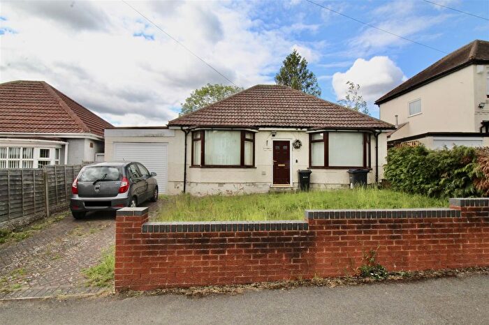 2 Bedroom Bungalow For Sale In Bell Lane, Tile Cross, Birmingham, B33