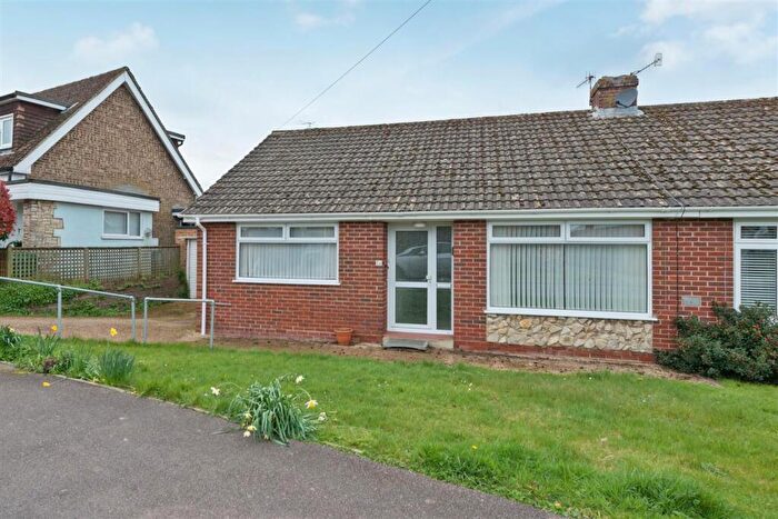 3 Bedroom Bungalow For Sale In Grays Way, Canterbury, CT1