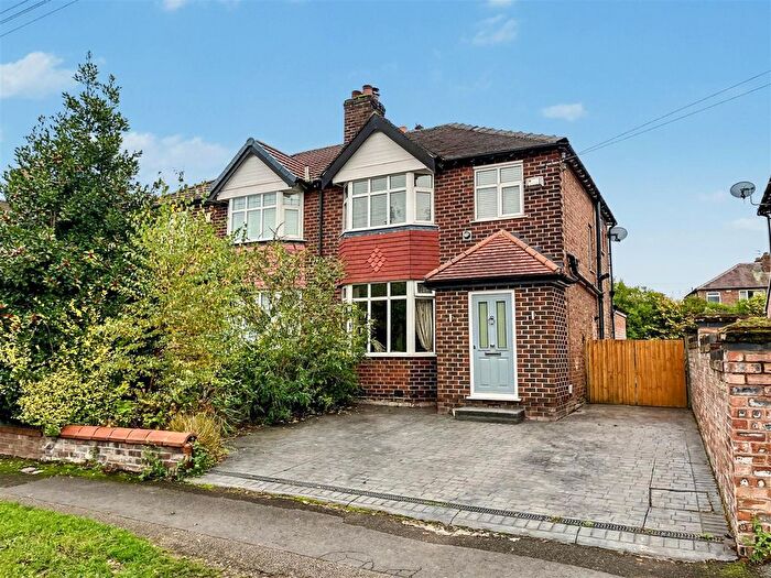 3 Bedroom Semi-Detached House For Sale In Stockport Road, Timperley, Altrincham, WA15