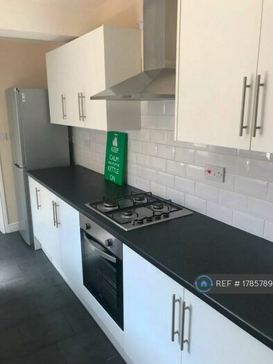 4 Bedroom Semi-Detached House To Rent In St. Georges Road, Coventry, CV1