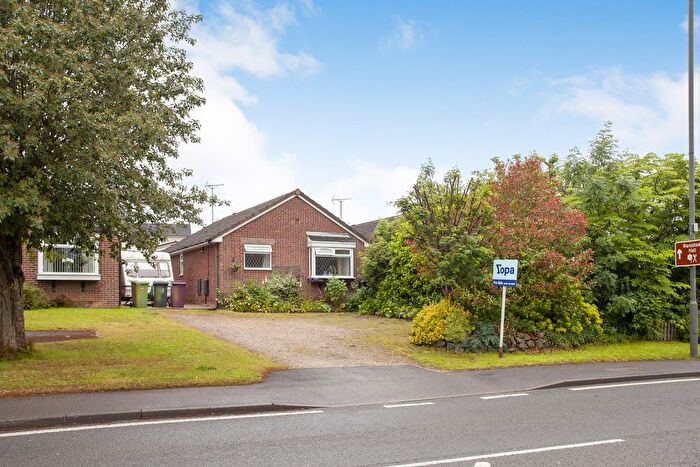 3 Bedroom Bungalow For Sale In Main Road, Sheffield, S21