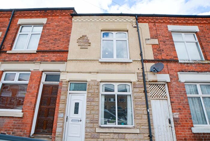 2 Bedroom Terraced House For Sale In Kingsley Street, Knighton Fields, Leicester, LE2