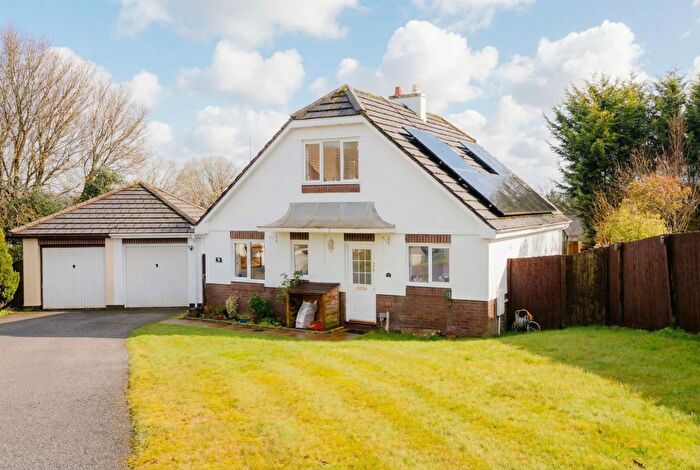3 Bedroom Bungalow For Sale In Goss Meadow, Bow, EX17