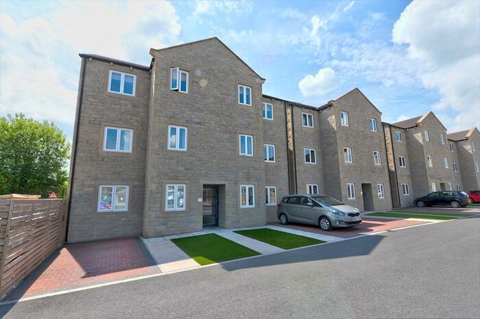 2 Bedroom Flat To Rent In Station View, Skipton, BD23