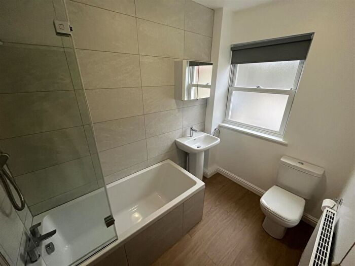 1 Bedroom Semi-Detached House To Rent In Chorley Road, Sheffield, S10