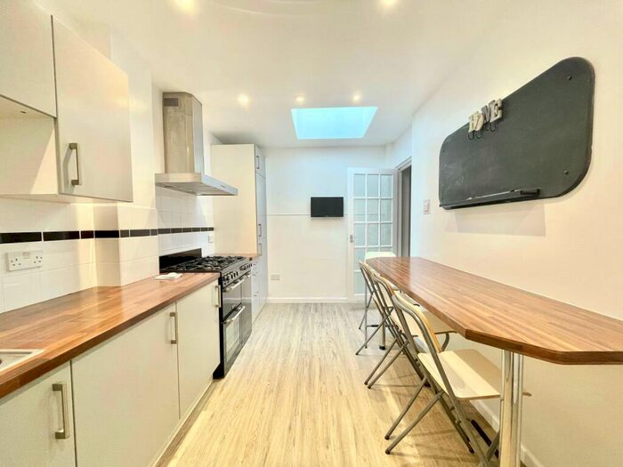 2 Bedroom House To Rent In Woodland Street, Portsmouth, PO1