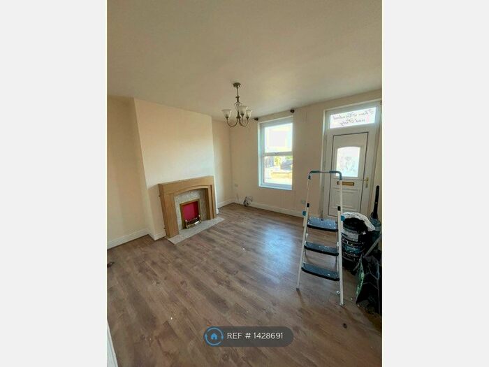 3 Bedroom Terraced House To Rent In Burton Road, Barnsley, S71