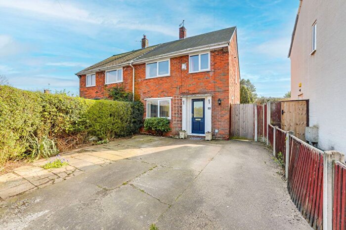 3 Bedroom Semi Detached House For Sale In Coniston Road, Long Eaton, NG10