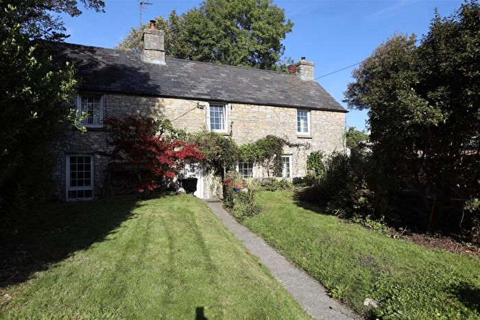 4 Bedroom Cottage For Sale In The Cottage, Flanders Road, Llantwit Major, Vale Of Glamorgan, CF61