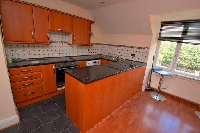 1 Bedroom Flat To Rent In Kingston Road, Ewell, Epsom, Surrey, KT19