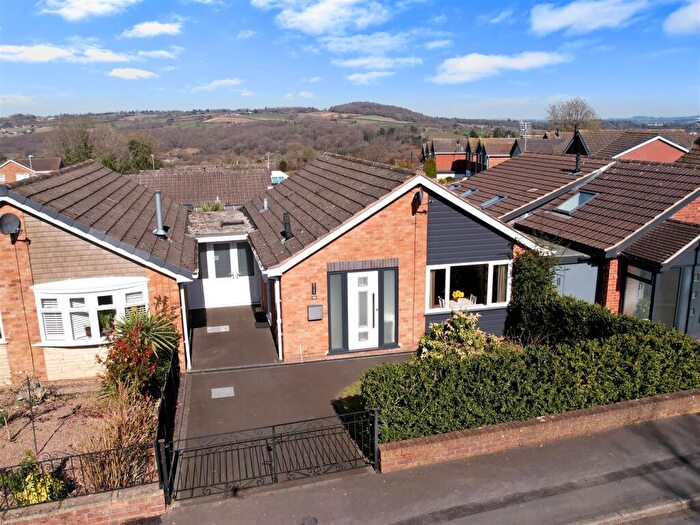 2 Bedroom Semi-Detached Bungalow For Sale In Derwent Drive, Bewdley, DY12