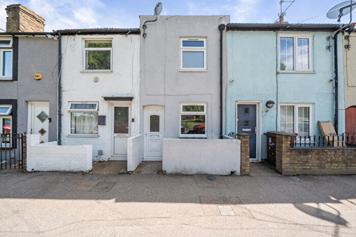 3 Bedroom Terraced House For Sale In Marlborough Road, Gillingham, Kent, ME7