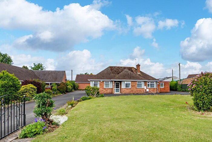 3 Bedroom Detached Bungalow For Sale In Eastwood Road, Boston, PE21