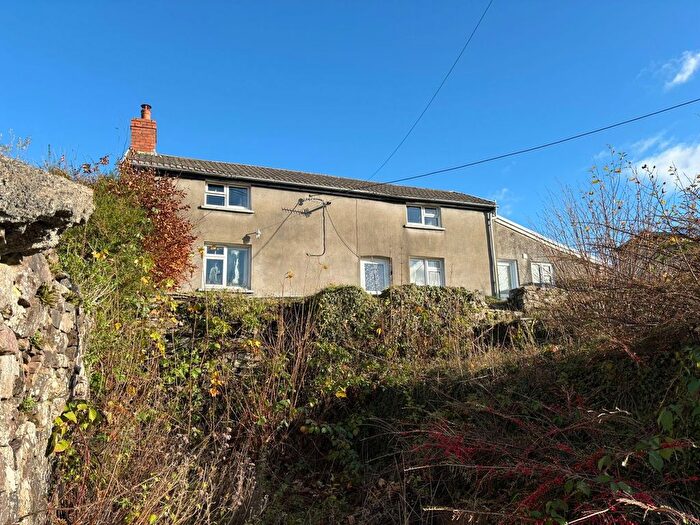 3 Bedroom Detached House For Sale In Defynnog, Brecon, LD3